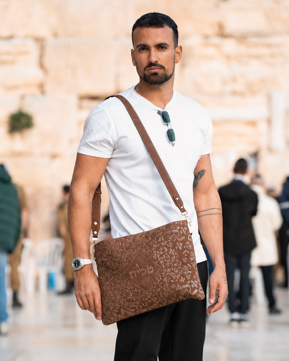 ISRAEL LETTERS - Helhanan - Dark Brown
