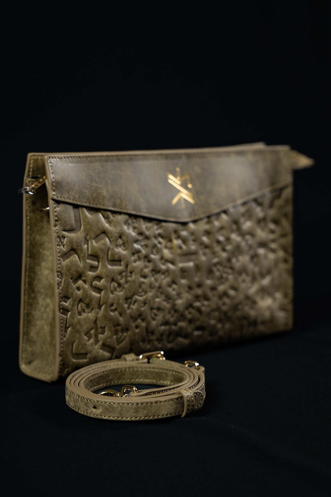 Ladies Leather Clutch – Israel Letters Green