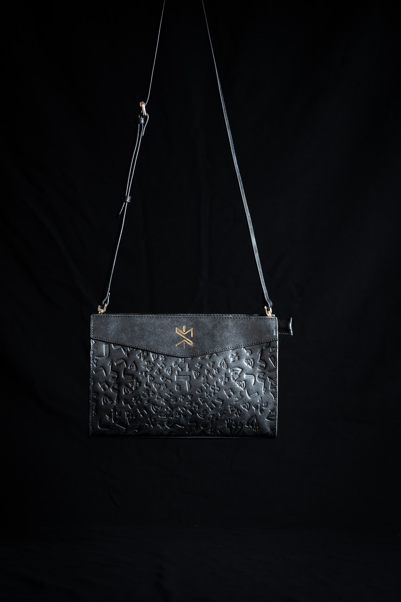 Ladies Leather Clutch – Israel Letters Black