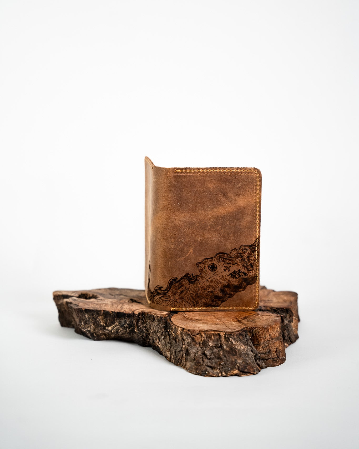 Leather Passport Case – Light Brown – Journey