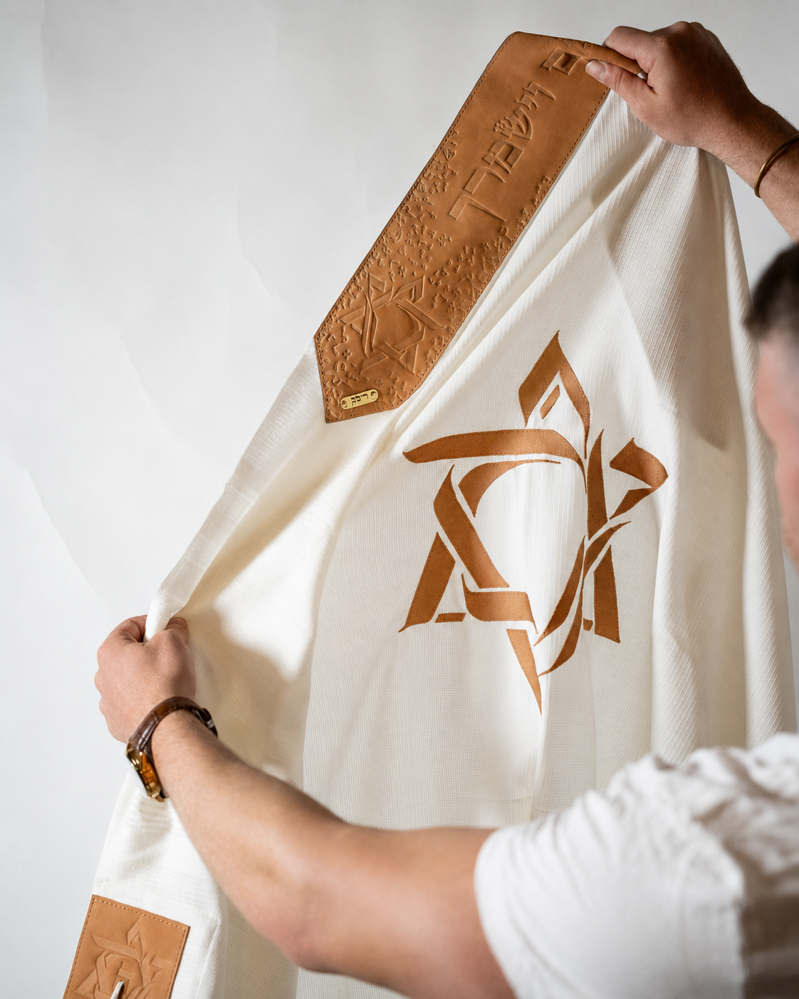 Wool Tallit & Leather Atara Set, Embroidered Magen David, Natural