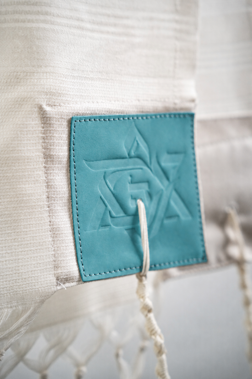 Wool Tallit & Leather Atara Set – White & Turquoise