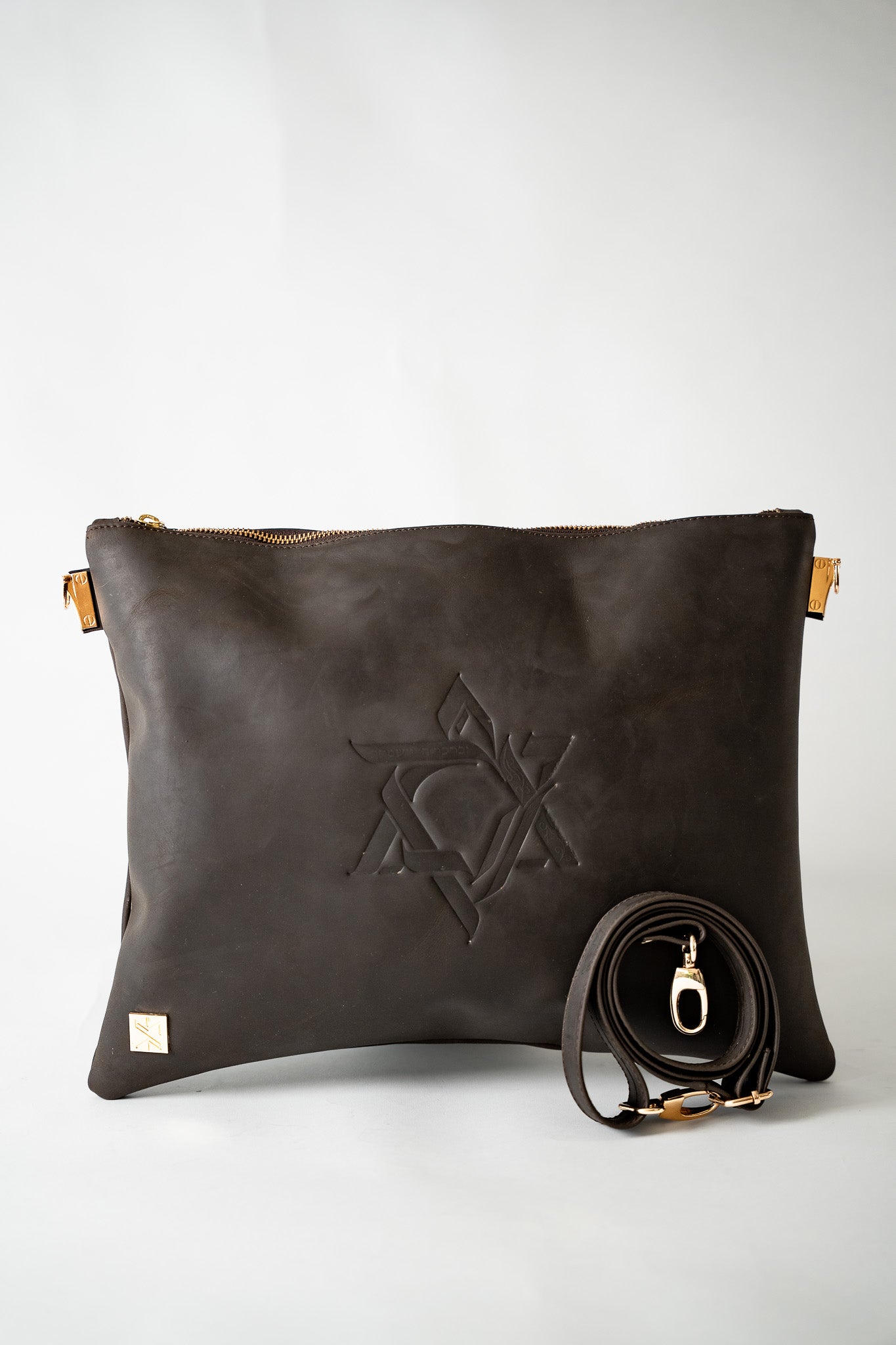 MAGEN DAVID – Dark brown matt