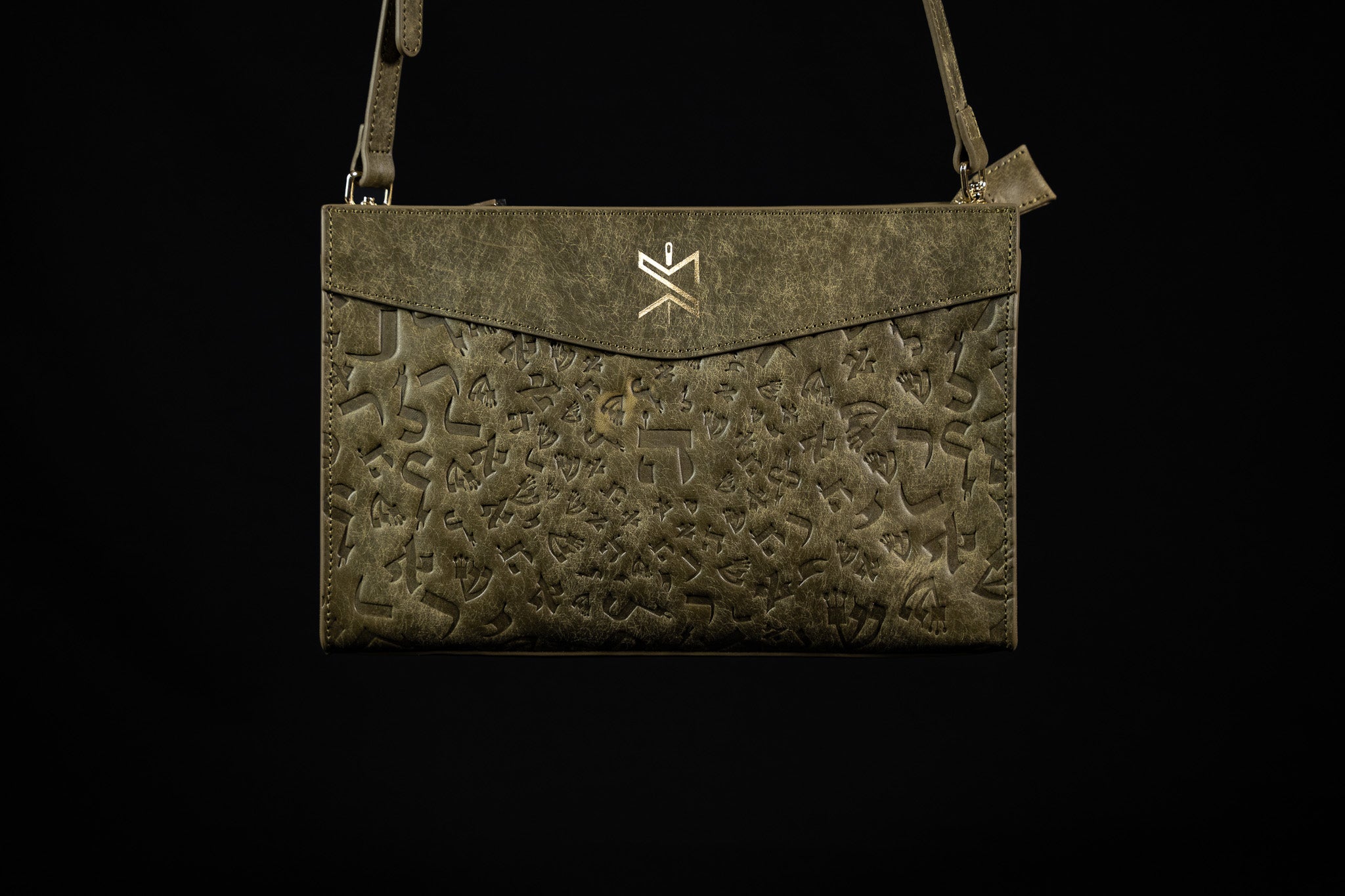 Ladies Leather Clutch – Israel Letters Green